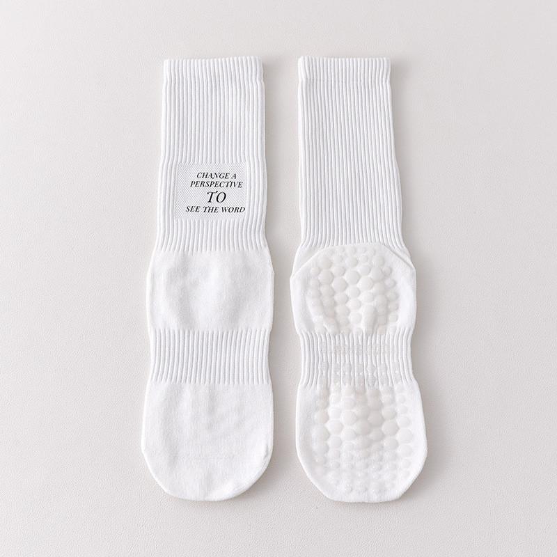 Womens Non Slip Professional Yoga Socks Dopamine Color Mid Calf Sock For Pilates Fitness Jumping Rope Running Dance Training Sports