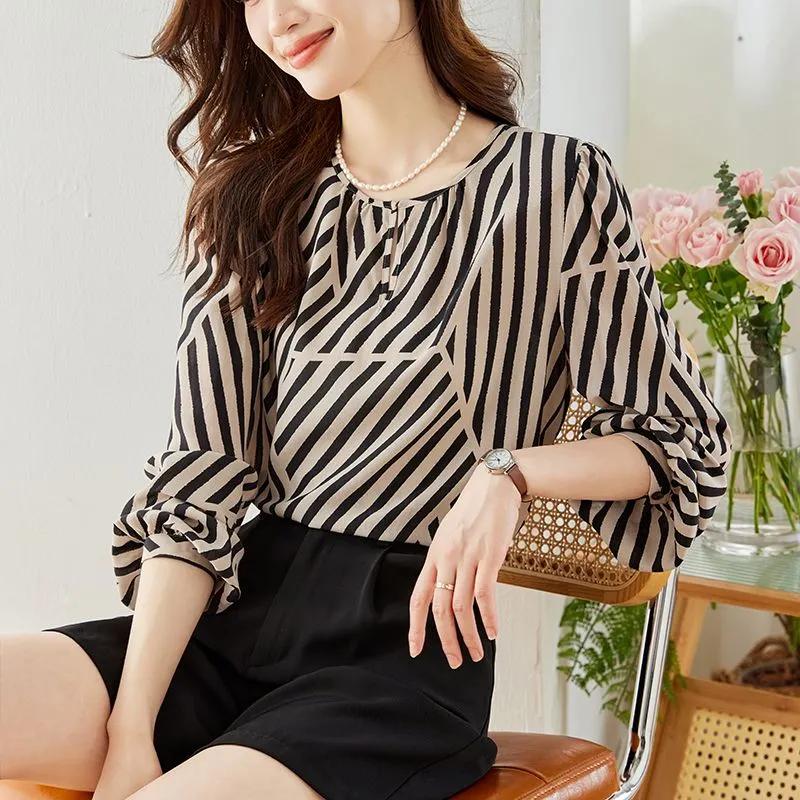 Spring Autumn New Style Round Neck Chiffon Shirt Top Women's Fashion Classic Striped Loose Pullover