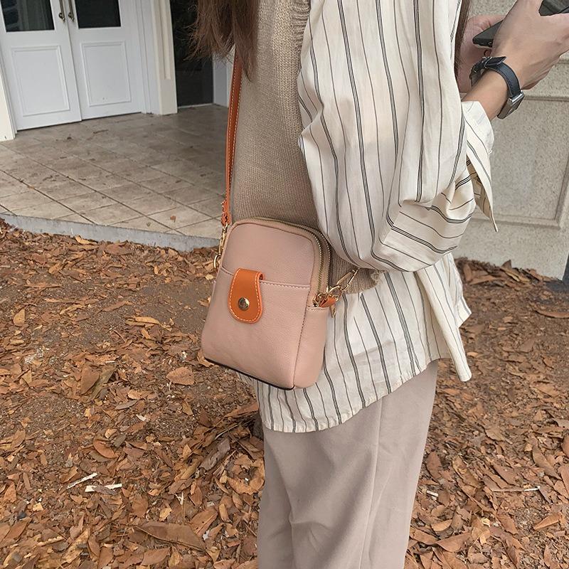 Mobile Phone Bag Female Messenger New Retro Mini Small Bag Small Fashion Versatile Lightweight Small Satchel