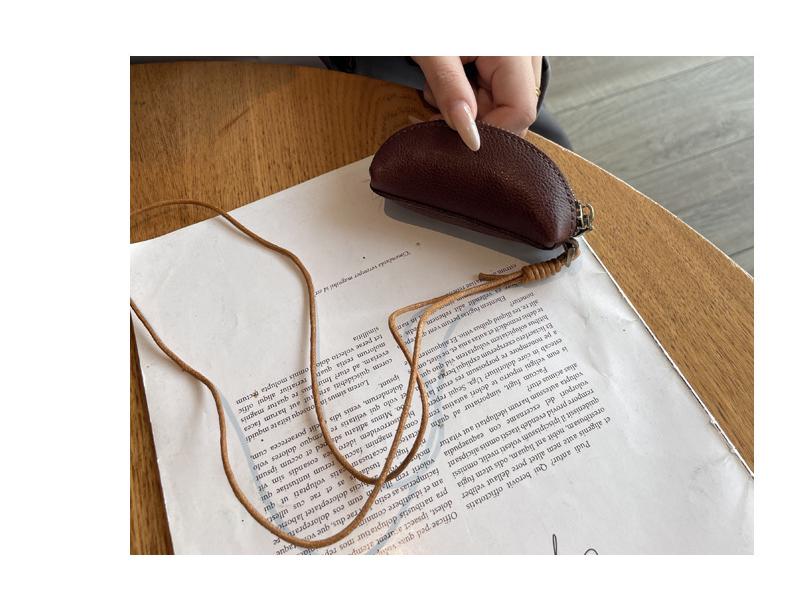 Vegetable-Tanned Leather Kisslock Mini Coin Purse - Versatile Neck-Hanging Dumpling-Shaped Wallet