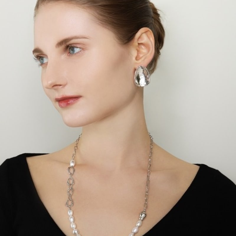 Ozel Baroque Pearl Gathering Chain Long Necklace PB133N