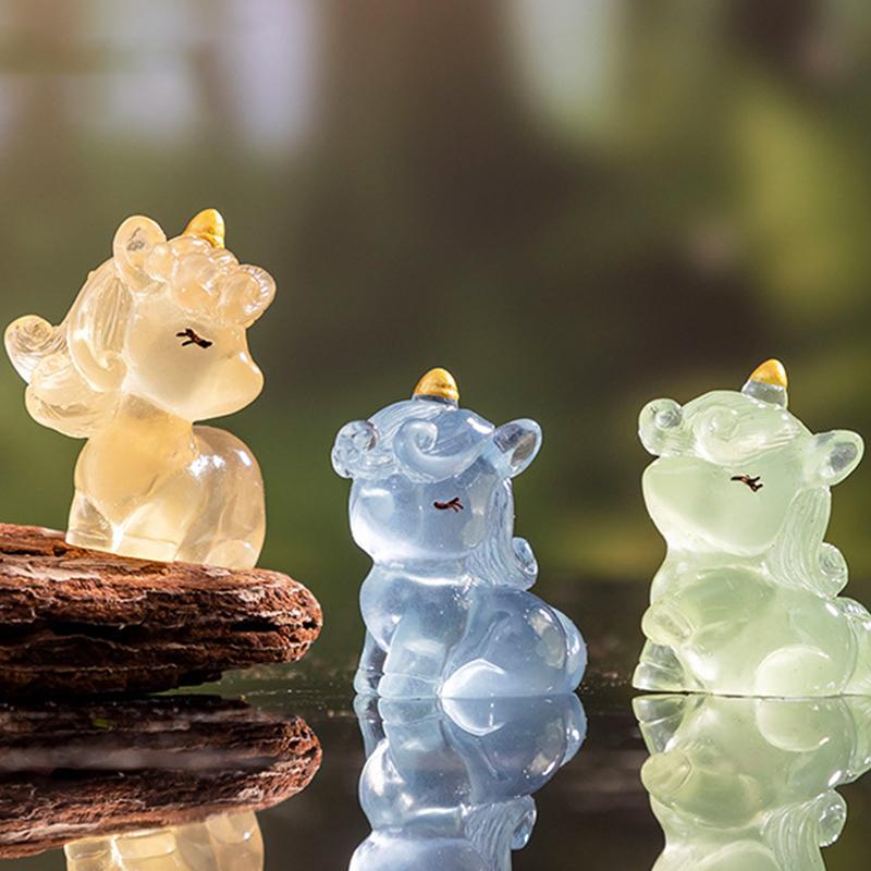 Statuie de inorogi în miniatură de desene animate Decorarea casei Accesorii de decorare a casei DIY Drăguț Kawaii Unicorni luminoși Păpuși Cadouri