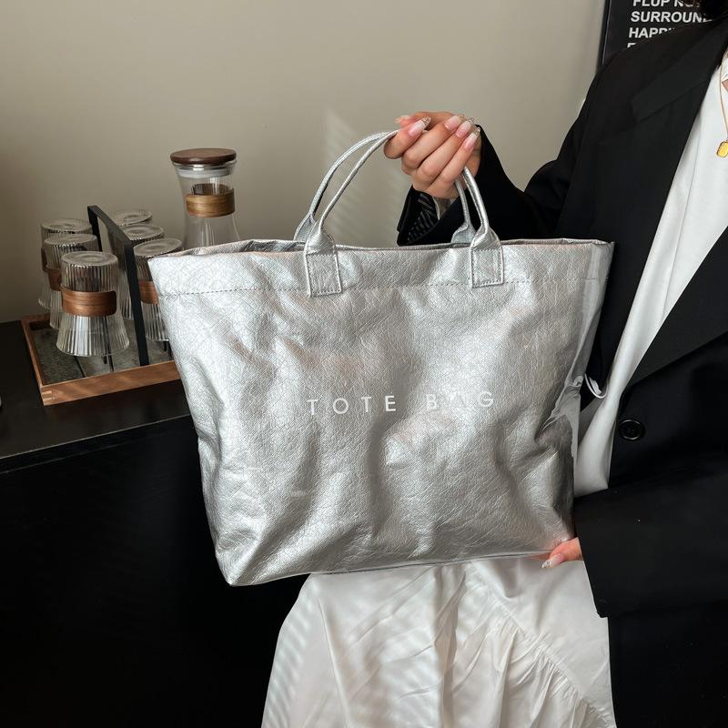 Large-capacity Bag Women's Spring and Summer 2025 New Versatile Simple Shoulder Big Bag Casual College Student Class Tote Bag