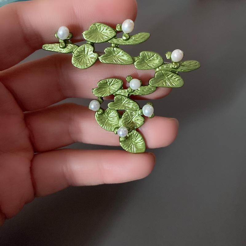 

1pc, Women Vintage Flower Pearl Brooches Pins Palace Enamel Plant Brooch Pin Corsage Lady Wedding Party Elegant Badges Jewelry