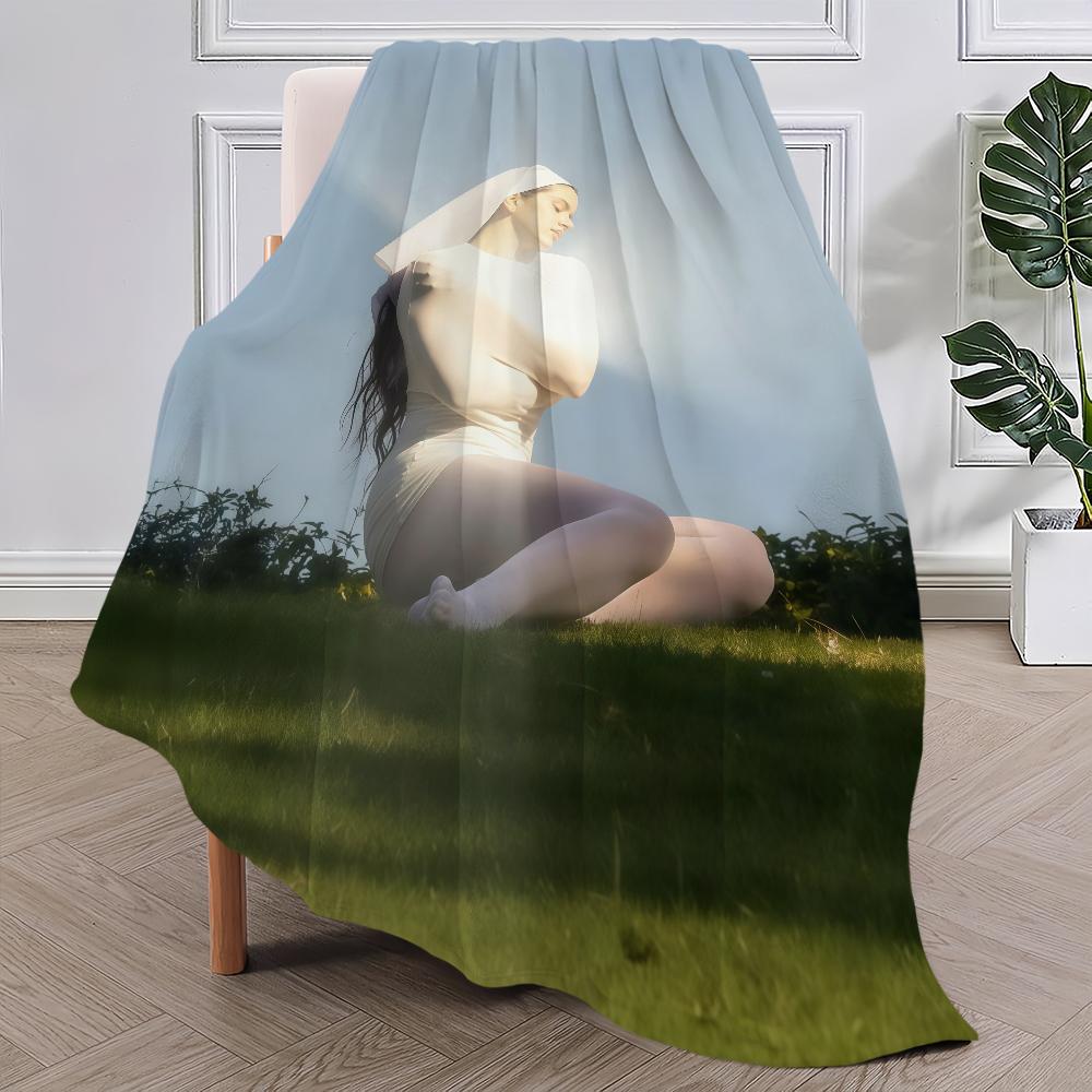 Singer R-Rosalia Lux Blanket Blanket for Couch Sofa Travel Home Picni Flannel Blanket birthday gift Warm Comfortable