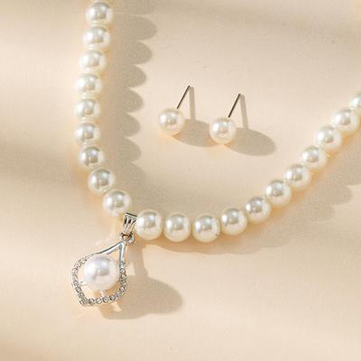 Classic  Pearl Earrings Necklace Beaded Choker Pearl Pendant Necklace