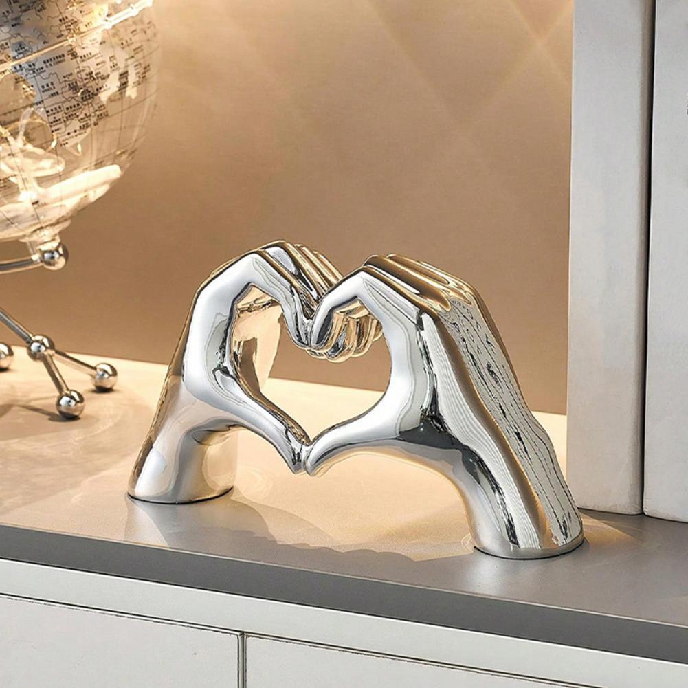 

13*7.5cm Love Heart Hand Figurine Heart-shaped Gesture Resin Statue Sculpture Home Wedding Party Desktop Decoration Ornament золотистый