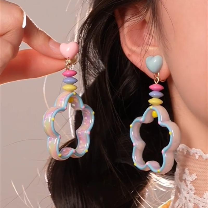 Silver Needle Resin Love Flower Hollow Pendant Earrings Summer Color Dopamine Earrings Light Luxury Premium Earrings