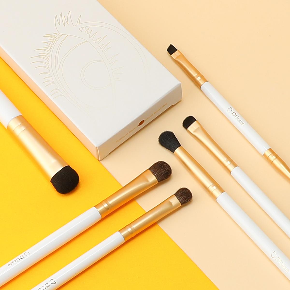 

Набор кистей для макияжа. 6 штук