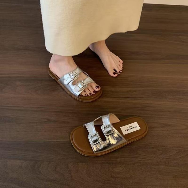 Fashion 2025 New Summer Fashion Open Toe Breathable Women Slippers Outdoor Casual Beach Low Heels Sandals Classical Buckle Slippers
