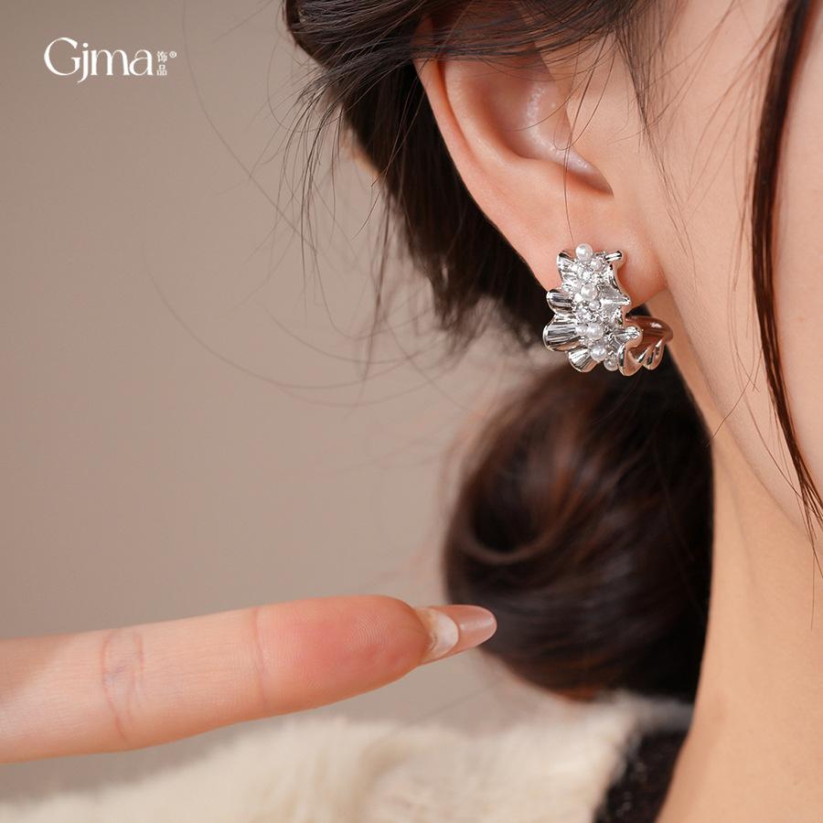 14k real gold electroplated C-shaped zircon pearl stud earrings exquisite and elegant court style earrings earrings women