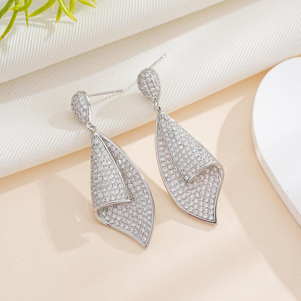 European & American Style Zirconia Drop Earrings: High-End, Unique, Versatile Women's Accessories
