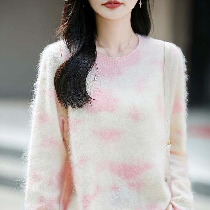 2026 A/W Women's Gradient Cashmere Wool Round Neck Sweater