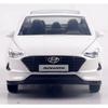 Welly Hyundai Sonata DN8 Diecast Model Car - White