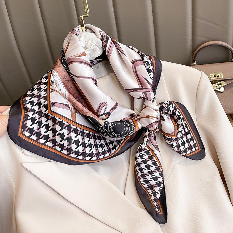 70cm Square Silk Scarf Women Rose Print Designer Satin Smooth Scarves Neckerchief Bandana Luxury Shawl