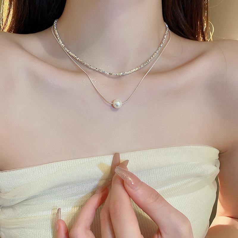 Diamond-Studded Baroque Pearl Double-Layer Necklace - Women's French Retro Clavicle Chain, High-End Fashion Jewelry.