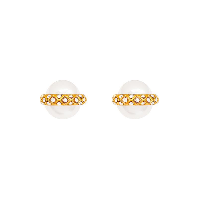 French high-grade pearl stud earrings women's electroplating real gold personality Hong Kong style niche design sense zircon stud earrings ear jewelry