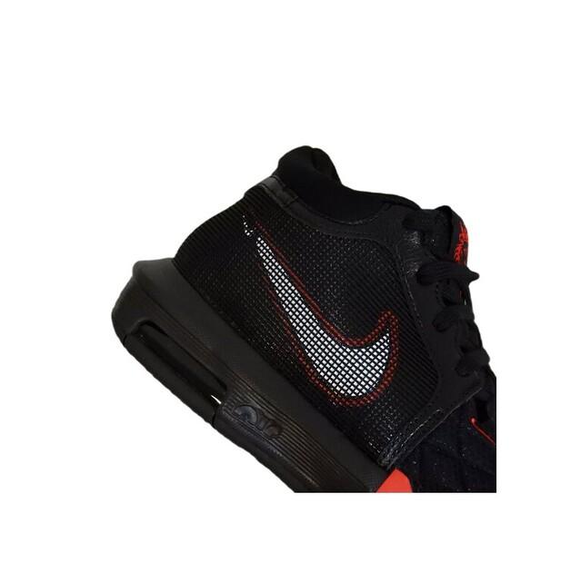 Беговые кроссовки Nike LeBron Witness