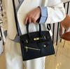 Bags Large capacity tote bag 2025 new Korean version fashionable simple handbag women's versatile messenger commuter bag