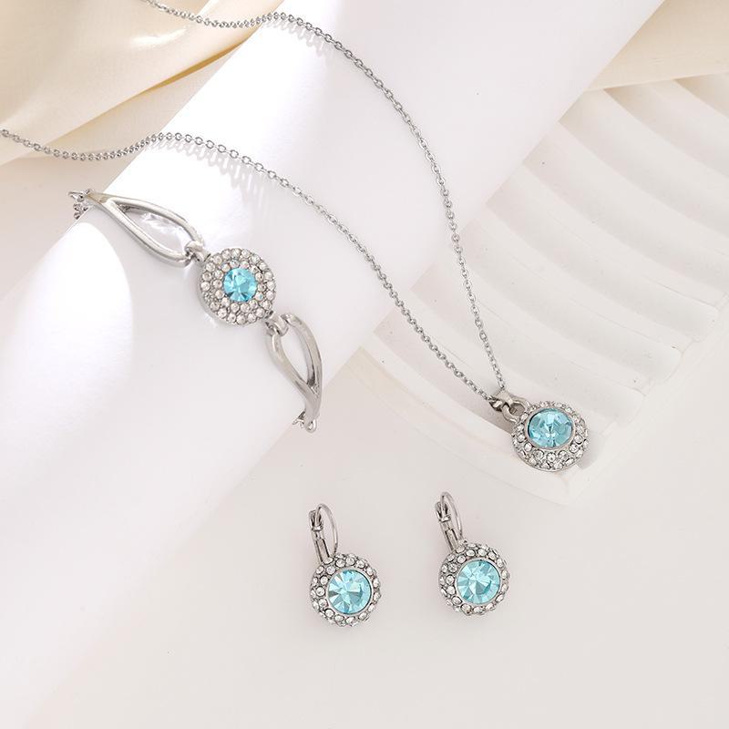 

Элегантный комплект украшений из циркона с бриллиантами: Включает в себя круглые серьги, браслет и ожерелье - модный высококачественный европейский и американский стиль для женщин CK0073 3-piece set