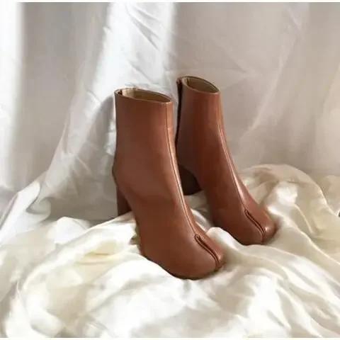 Brand Design Tabi Boots Split Toe Chunky High Heel Women Boots Leather Fashion Autumn Women Shoes Botas