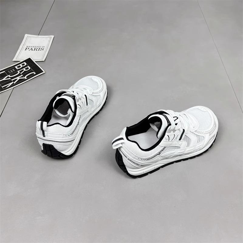 European thick-soled transparent network dad shoes girl 2025 summer new versatile round head breathable leisure sports moral training shoes tide