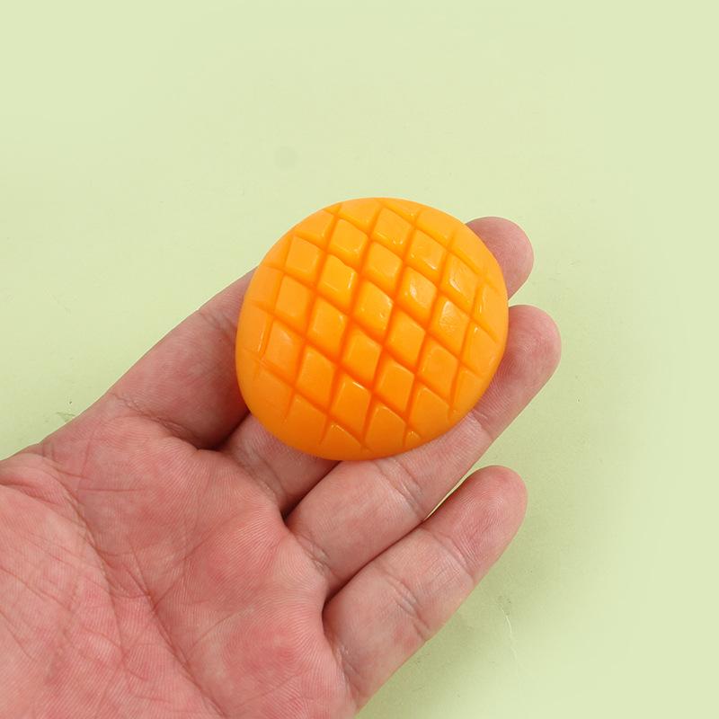 PVC Mango Simulation Toy: Miniature DIY Handmade Fruit with Knife for Playhouse Ornaments.