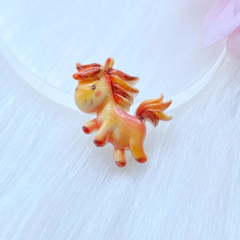 10Pcs New Mixed Cartoon Mini Lovely Unicorn Flat Back Resin Cabochons Necklace Pendant Keychain Charms DIY Decoration