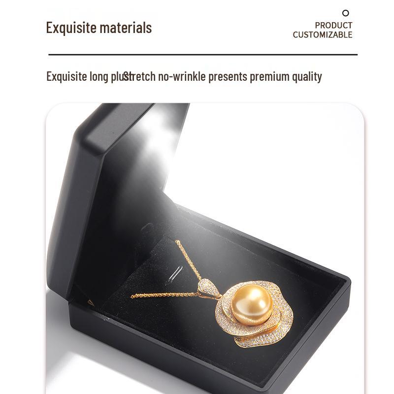 Anpassbare Schmuck-Geschenkbox mit Beleuchtung für Ringe, Armbänder, Halsketten & Anhänger