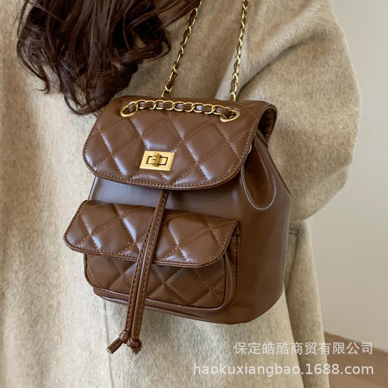 Fashion rhombus embroidered thread women's backpack 2025 new versatile chain backpack travel mini schoolbag