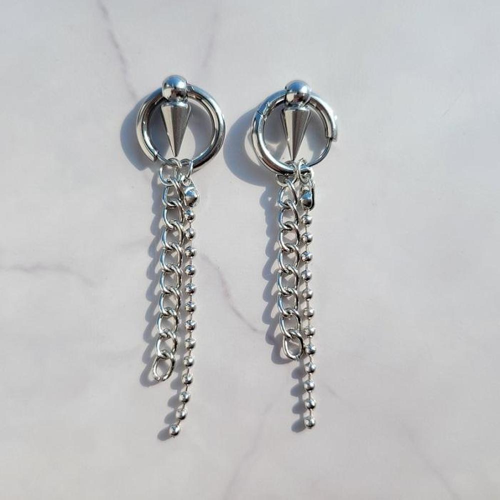 [Noblen] Surgical Steel Horn Pendant Military Number General Chain Earrings (8576300)