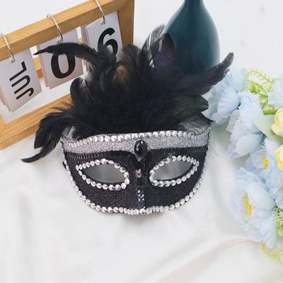 Half Face Halloween Masquerade Mask Party Costume Props Cosplay Phoenix Tail Feather Mask Feather Headcover Feather Mask