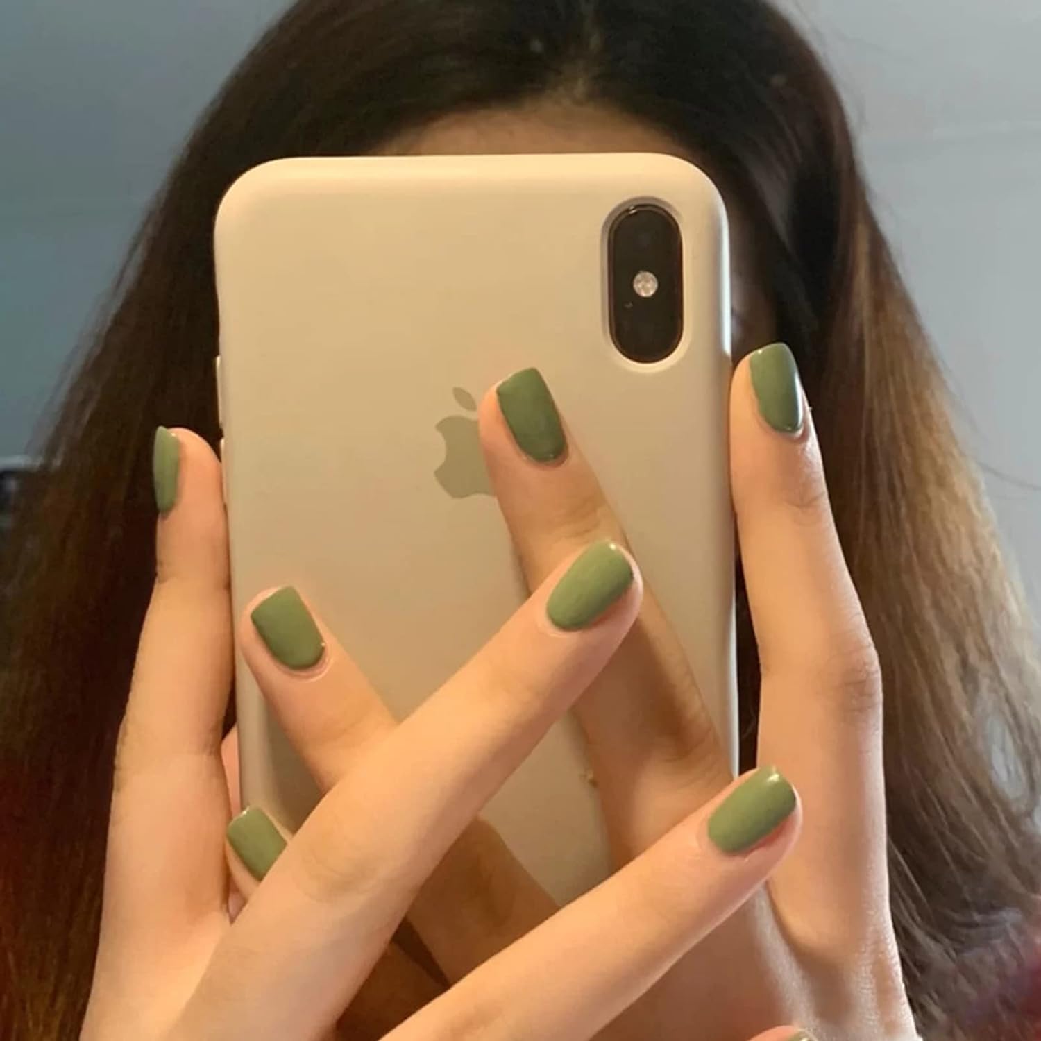 

Короткие квадратные зеленые накладные ногти, глянцевая коллекция Pure Color, 24 шт., акриловая наклейка с полным покрытием на ногтях с желейным клеем для женщин и девочек, дизайн ногтей (зеленый)