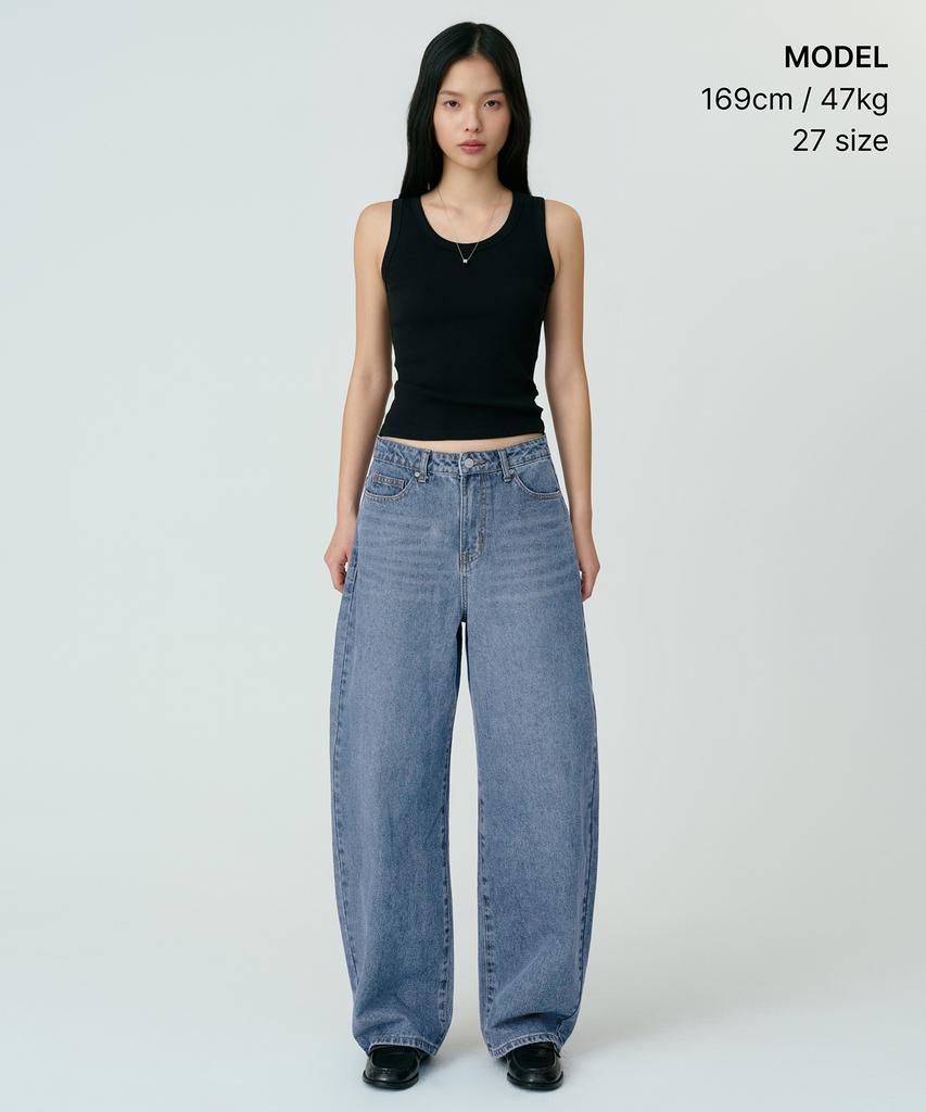 MUSINSA STANDARD WOMAN Curved Denim Pants [Light Indigo]