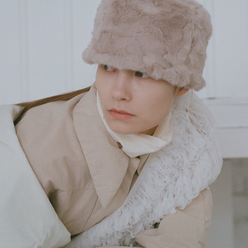AWESOME NEEDS LOW LAMPSHADE HAT_BEIGE
