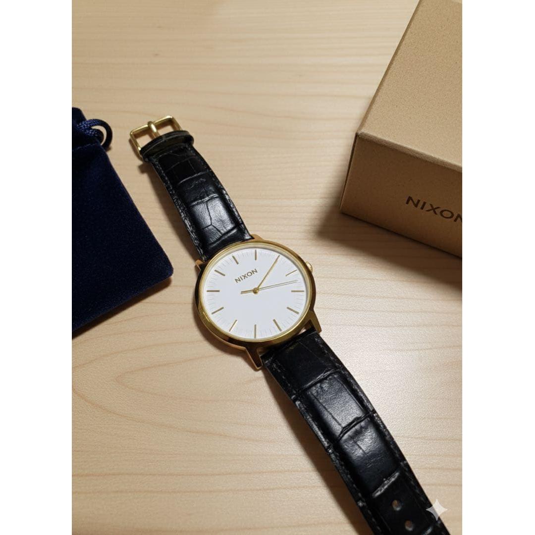 Used [Follow discount/collection discount available] NIXON Watch Gold x White