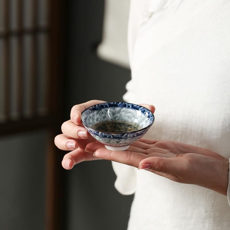 70ml Ceramic Large Master Tea Cup Blue and White Porcelain Kung Fu Tea Cup Douli Tea Bowl Personal Home Use Cup