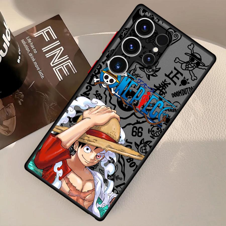 One Piece Luffy Cute Funda Back Phone Cover Case for Samsung Galaxy S24 Plus S23 FE S25 Ultra S21 S20 FE S26 Note 20 Ultra 10+