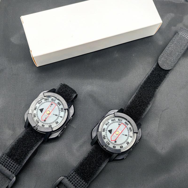 Diving Outdoor Wristwatch Compass: Strong Magnetic, Luminous, In Stock