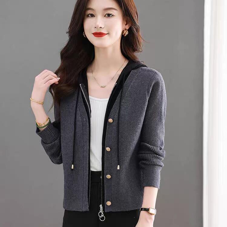 Short Hooded Sweater Jacket for Women In Autumn and Winter New Knitted Cardigan Fake Two-piece Top