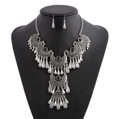 Vintage Etnické Přehnané Náhrdelníky Starožitná Stříbrná Barva Vyřezávaný Náhrdelník s kapkou vody pro ženy Boho Jewelry