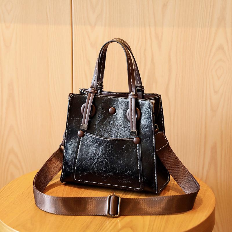 Cross-border Vintage Soft Leather Handbag for Women, New High-end Commuter Multi-layer Large-capacity Shoulder and Crossbody Bag Wholesale