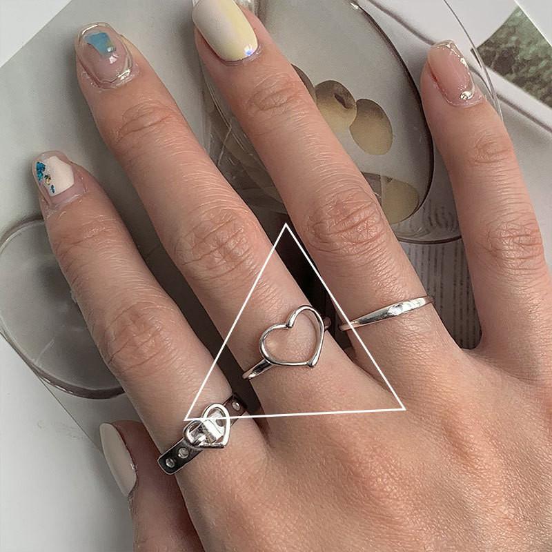 925 Crafted Beautifully Sterling Silver Heart Ring With Adjustable Design And Unique Patterns For Fashionable Women Gifts And