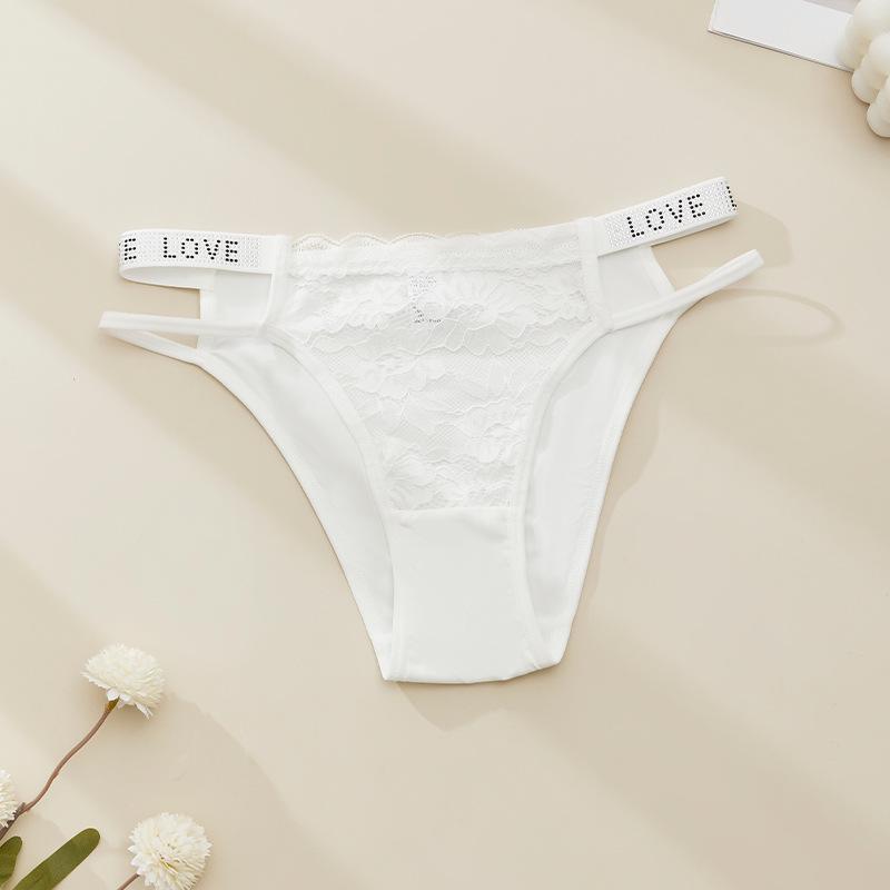 European & American Sexy Lace Thong: Floral Hollow Waistband, Rhinestone Adornment, Pure Cotton Crotch, Comfortable, Breathable Design.
