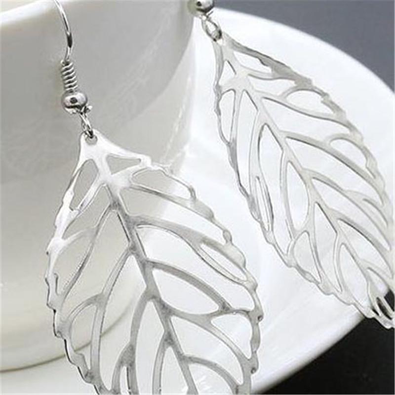 Noble Vintage Minimalist Leaf Design Bohemian Dangle Drop Charm Hollow- Out Earring Jewelry for Woman