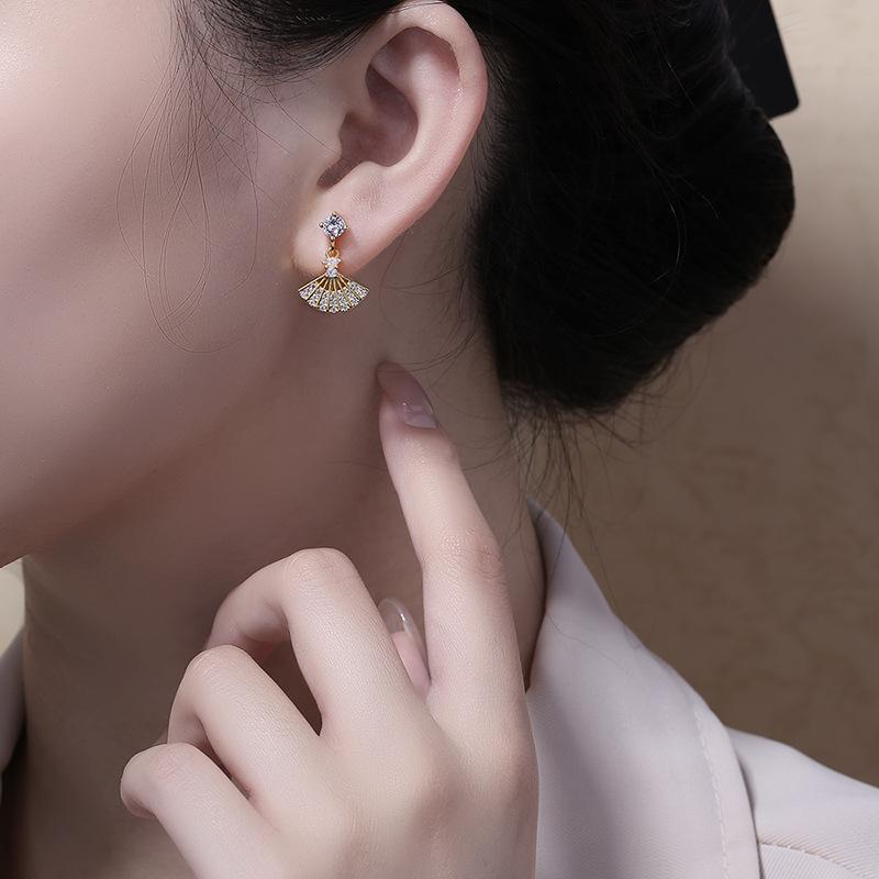 High-end Needle Earrings Small Skirt Simple and Versatile Earrings Fan-shaped Earrings for Women