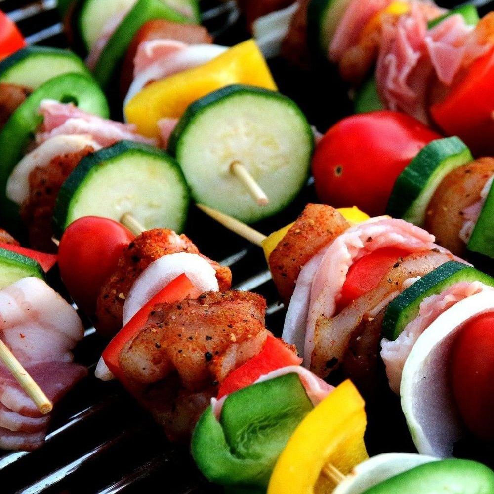 Wooden skewers 30 cm 100 pcs.