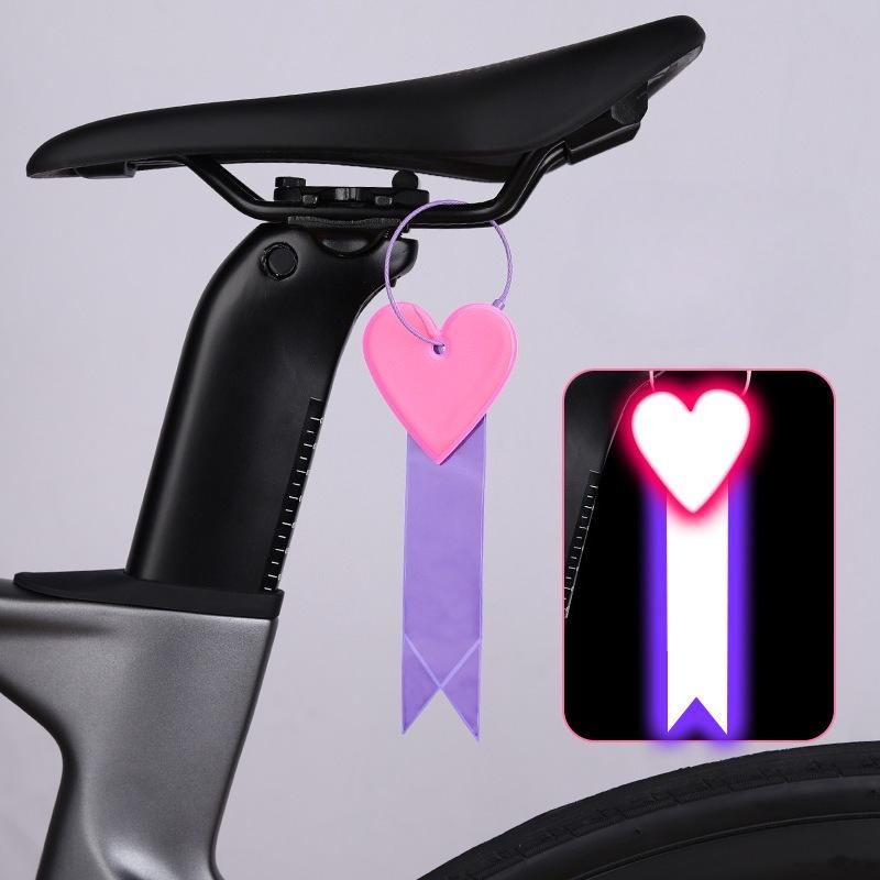 1ks Reflexní cyklistická ozdoba, dekorace na horské kolo, páska na sedlo, výstražný pruh pro noční jízdu, přívěsek na batoh
