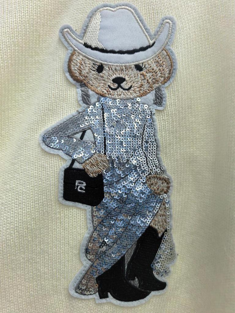 2025 Women's Heavy-Duty Pure Cotton Little Bear Cartoon Sweater - Autumn/Winter