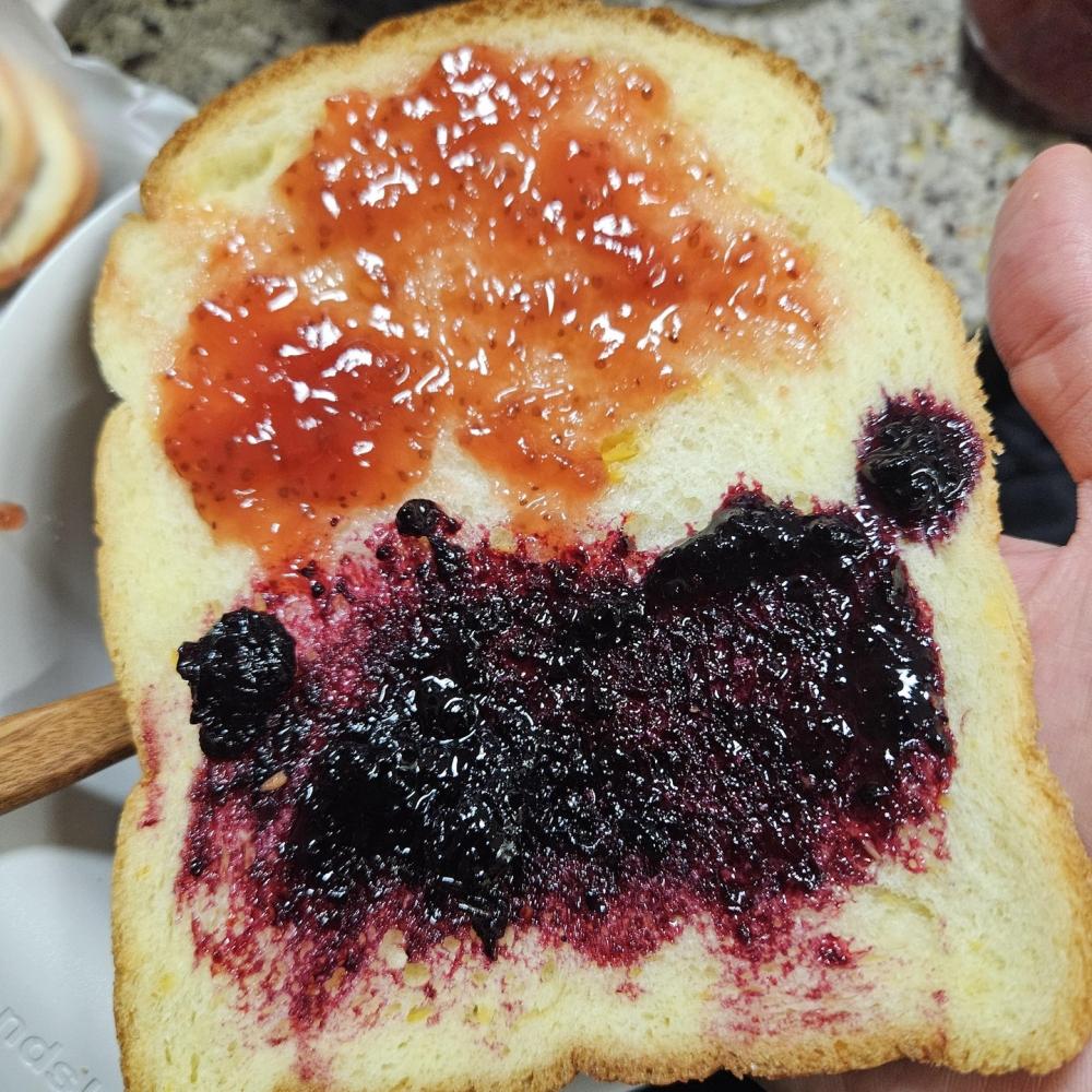 Danke Farm Hausgemachte Marmelade_Ganze Erdbeeren (120g)